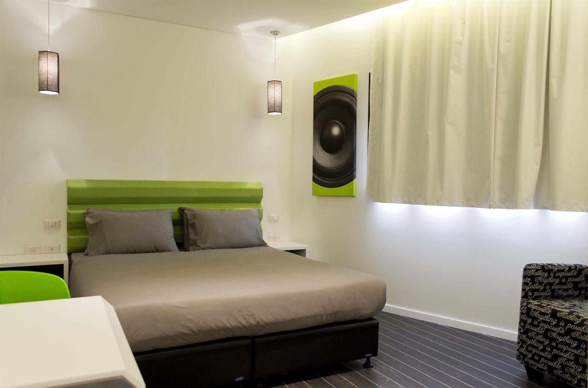 130 Rock Hotel 3*